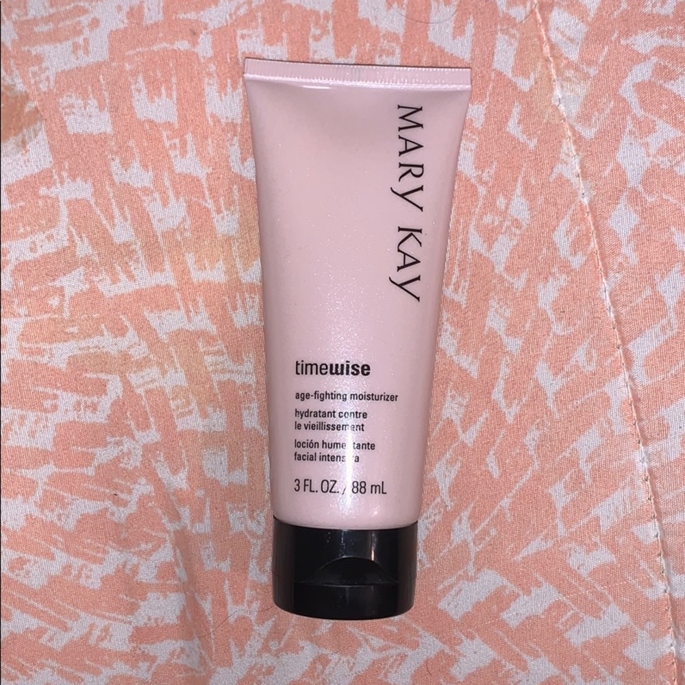 Mary Kay timewise Age-Fighting Moisturizer